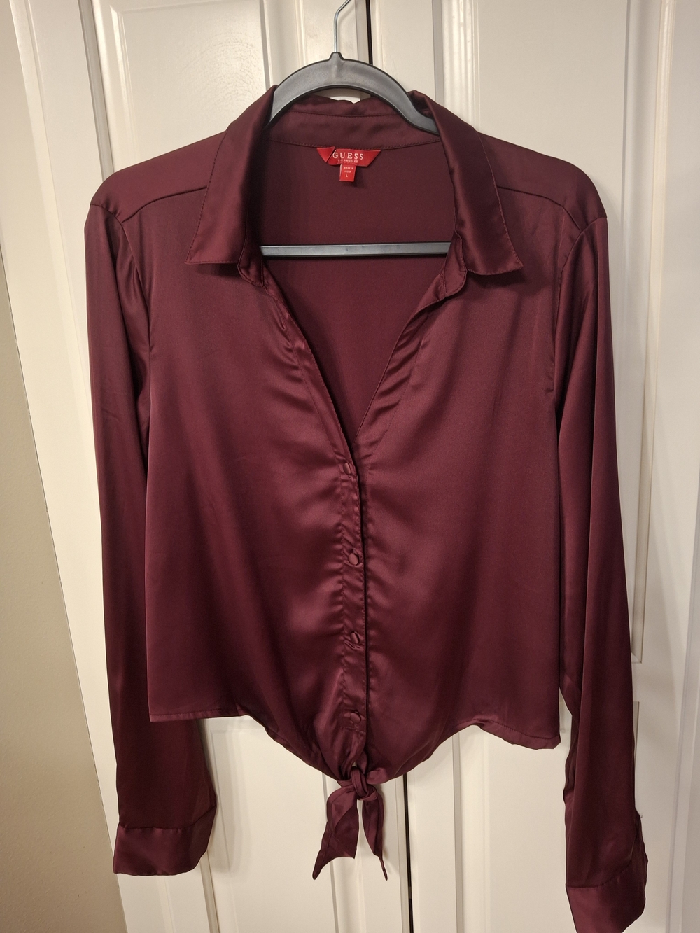 GUESS Women's Satin Tie-Front Blouse in Burgundy